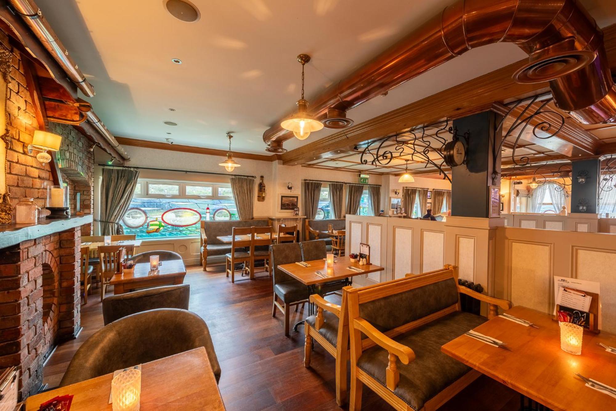 The Harbour Inn Buncrana Eksteriør bilde
