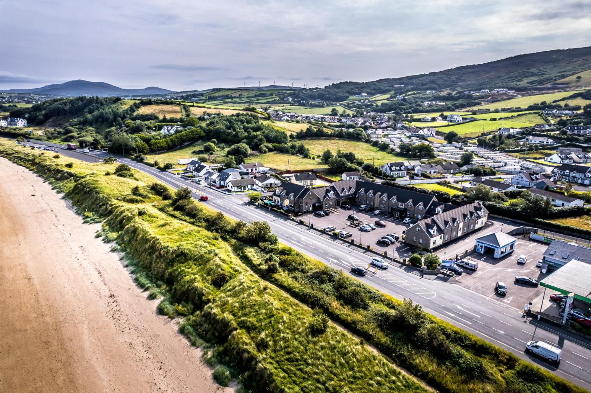 The Harbour Inn Buncrana Eksteriør bilde